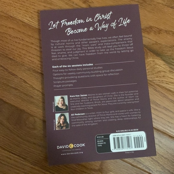 (BOOK) Freedom: Letting Go and Embracing Christ (A Thrive Moms Bible Study) - Picture 2 of 9